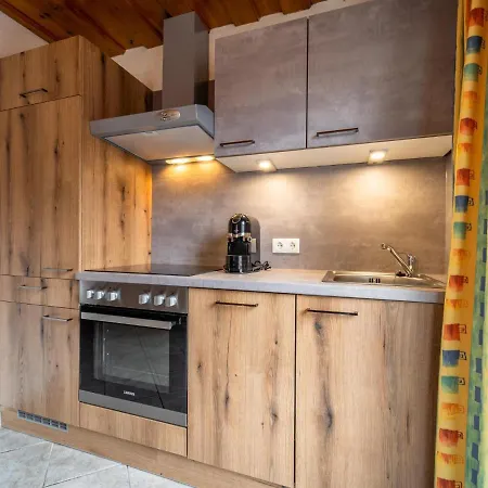 Erhart 1 Apartment