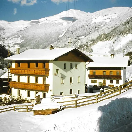 Erhart 1 *